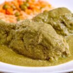 Mole verde con pollo y pepita molida, receta para cocinar - Sibeti Recetas