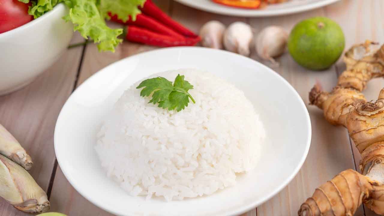 Cómo se hace la morisqueta de arroz blanco michoacana? Receta fácil -  Sibeti Recetas