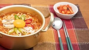 Cocina oriental Cómo hacer la receta original de ramyeon