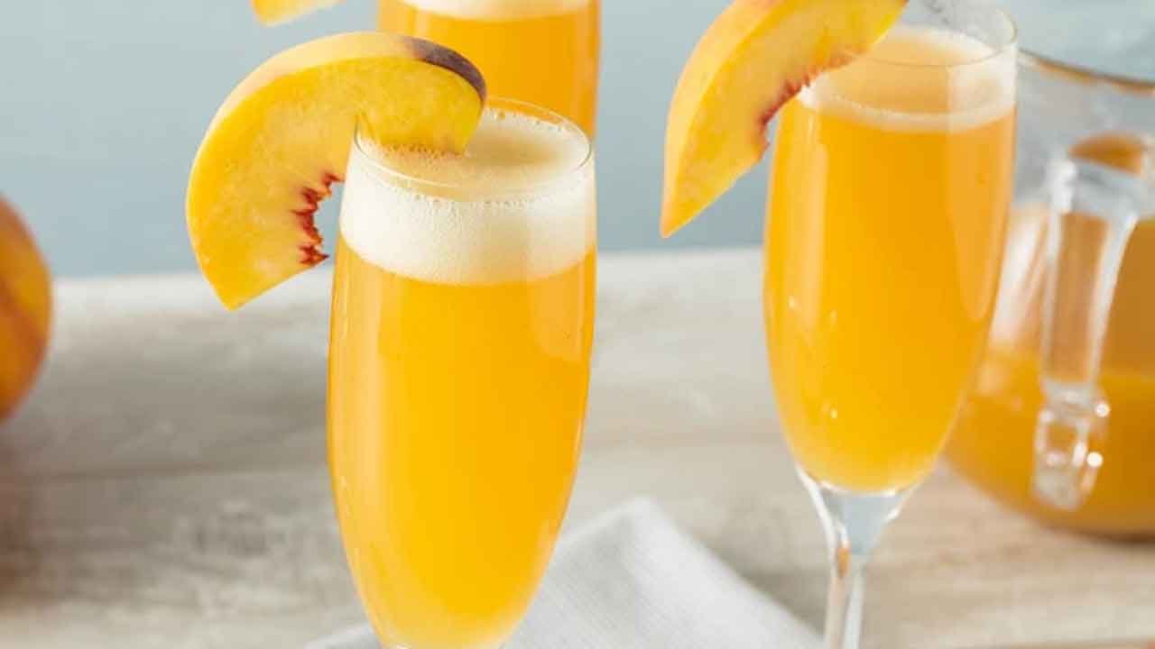 Bellini con durazno casero paso a paso: Cómo hacer la receta fácil