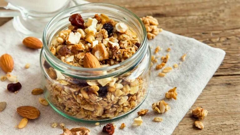 Receta fácil Cómo hacer granola casera para el desayuno