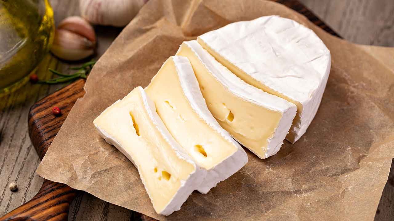 Queso brie al horno paso a paso: ¿Cómo hacer la receta casera?